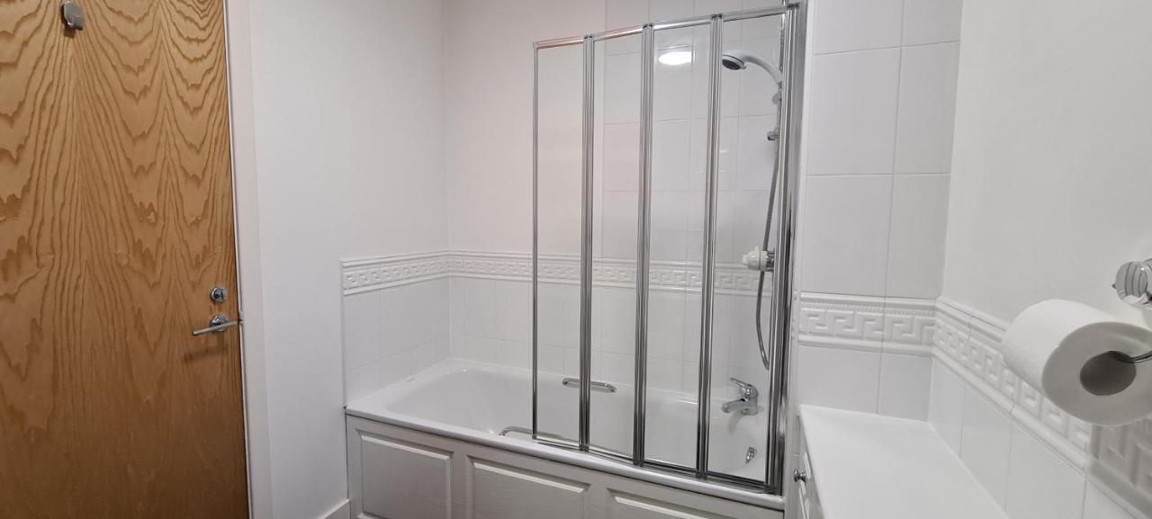 Pass The Keys Spacious 3Beds Flat Near City Centre - Free Parking Edinburgh Exterior foto